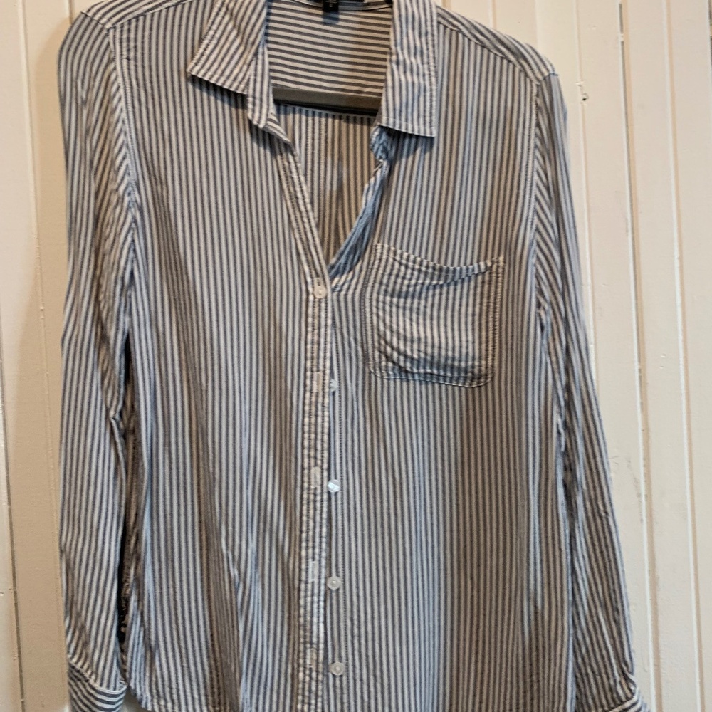 Velvet Heart shirt, grey and white stripe button down